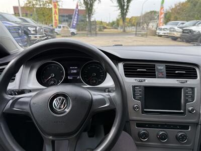 2017 Volkswagen Golf TSI S   - Photo 12 - Edmonton, AB T5W 1E5