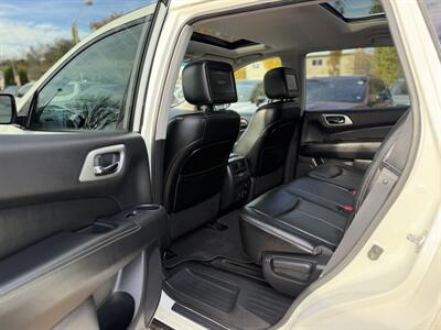 2017 Nissan Pathfinder Platinum - Photo 10 - Edmonton, AB T5W 1E5