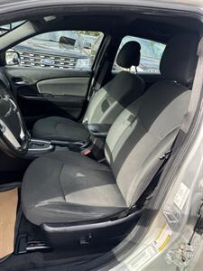 2012 Chrysler 200 Series Touring   - Photo 9 - Edmonton, AB T5W 1E5