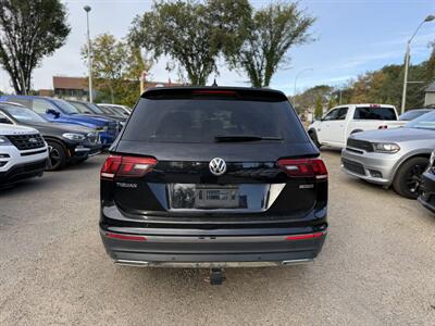 2021 Volkswagen Tiguan SEL Premium R-Line 4Motion   - Photo 5 - Edmonton, AB T5W 1E5