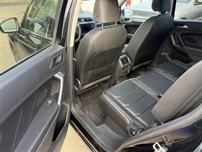 2021 Volkswagen Tiguan SEL Premium R-Line 4Motion   - Photo 10 - Edmonton, AB T5W 1E5