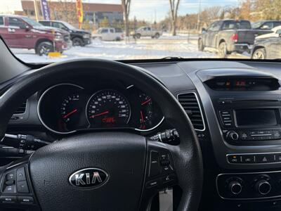 2015 Kia Sorento LX   - Photo 11 - Edmonton, AB T5W 1E5