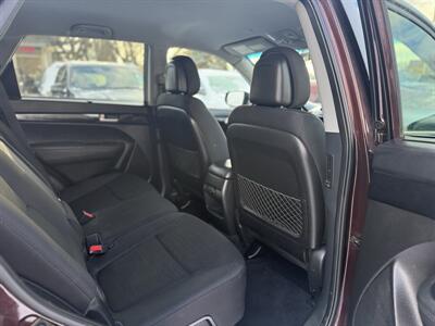 2015 Kia Sorento LX   - Photo 8 - Edmonton, AB T5W 1E5