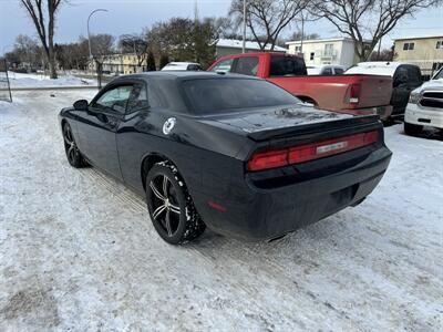 2012 Dodge Challenger SXT   - Photo 4 - Edmonton, AB T5W 1E5