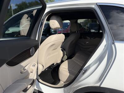 2018 Mercedes-Benz GLC GLC 300 4MATIC - Photo 9 - Edmonton, AB T5W 1E5