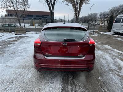 2015 Ford Focus SE   - Photo 5 - Edmonton, AB T5W 1E5