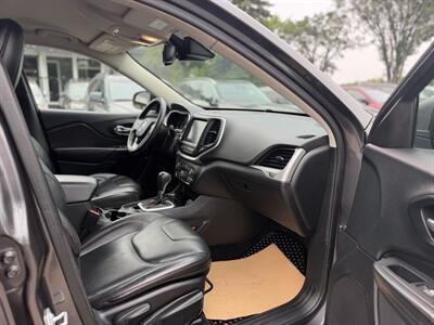 2015 Jeep Cherokee Trailhawk   - Photo 7 - Edmonton, AB T5W 1E5