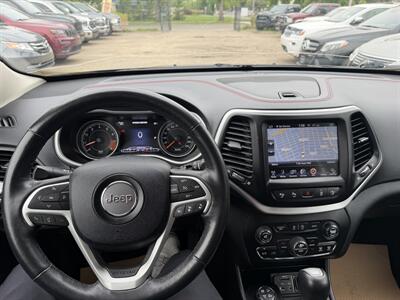 2015 Jeep Cherokee Trailhawk   - Photo 11 - Edmonton, AB T5W 1E5