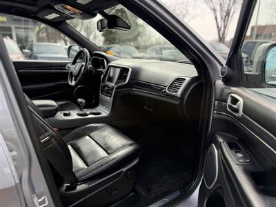 2015 Jeep Grand Cherokee Overland   - Photo 7 - Edmonton, AB T5W 1E5