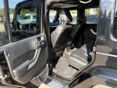 2014 Jeep Wrangler Unlimited Sahara   - Photo 9 - Edmonton, AB T5W 1E5