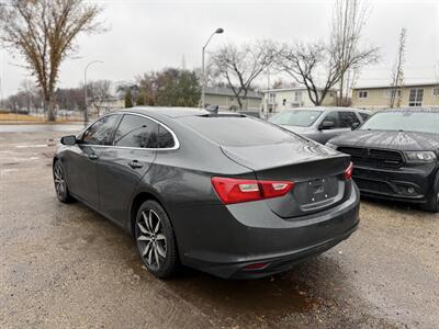 2017 Chevrolet Malibu LT   - Photo 4 - Edmonton, AB T5W 1E5