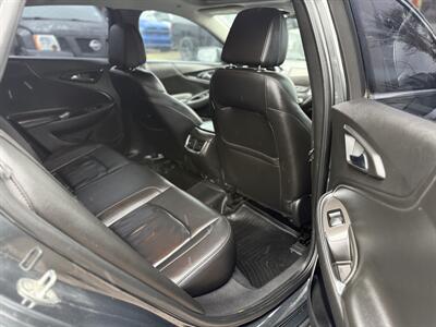 2017 Chevrolet Malibu LT   - Photo 8 - Edmonton, AB T5W 1E5