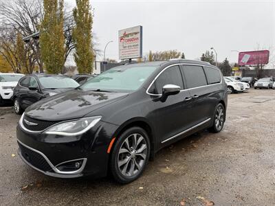 2017 Chrysler Pacifica Limited   - Photo 3 - Edmonton, AB T5W 1E5