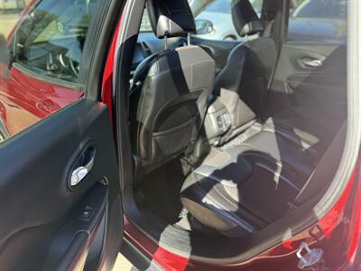 2015 Jeep Cherokee Trailhawk   - Photo 9 - Edmonton, AB T5W 1E5