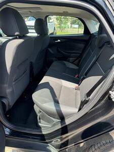 2014 Ford Focus SE   - Photo 9 - Edmonton, AB T5W 1E5