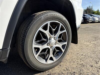 2022 Jeep Grand Cherokee WK Limited   - Photo 13 - Edmonton, AB T5W 1E5