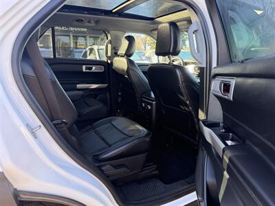 2023 Ford Explorer Limited   - Photo 8 - Edmonton, AB T5W 1E5