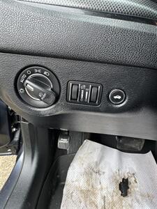 2016 Chrysler 300 Series S   - Photo 13 - Edmonton, AB T5W 1E5