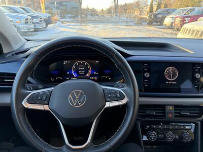 2023 Volkswagen Taos Comfortline 4Motion   - Photo 11 - Edmonton, AB T5W 1E5
