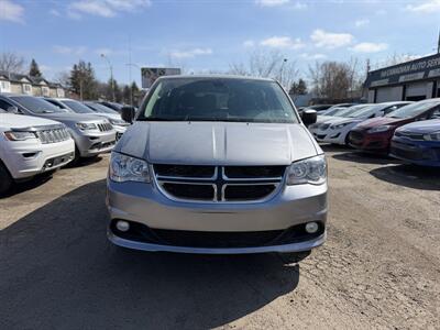 2019 Dodge Grand Caravan SE Plus   - Photo 2 - Edmonton, AB T5W 1E5