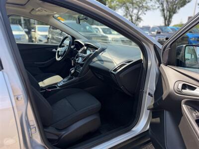 2018 Ford Focus SEL   - Photo 7 - Edmonton, AB T5W 1E5