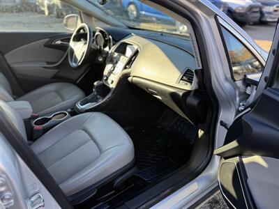 2015 Buick Verano One Owner No Accidnts - Photo 6 - Edmonton, AB T5W 1E5
