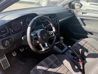 2018 Volkswagen Golf GTI SE   - Photo 8 - Edmonton, AB T5W 1E5
