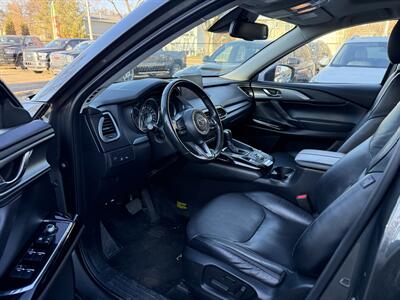 2021 Mazda CX-9 Touring   - Photo 11 - Edmonton, AB T5W 1E5
