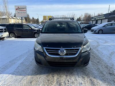 2010 Volkswagen Routan SE   - Photo 2 - Edmonton, AB T5W 1E5