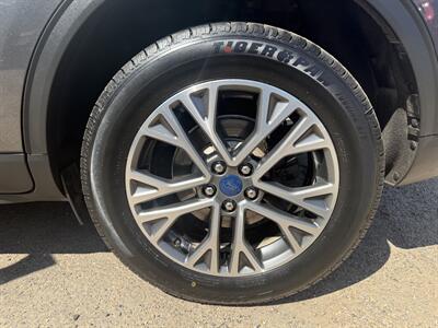 2020 Ford Escape SEL   - Photo 15 - Edmonton, AB T5W 1E5