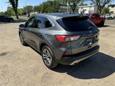 2020 Ford Escape SEL   - Photo 4 - Edmonton, AB T5W 1E5