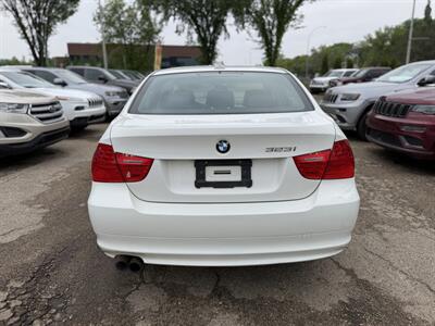 2010 BMW 323i   - Photo 5 - Edmonton, AB T5W 1E5
