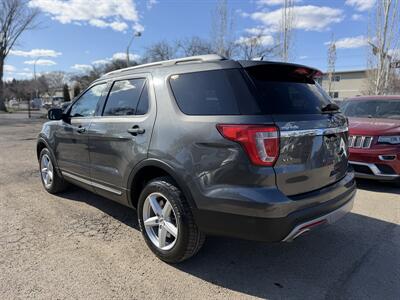 2017 Ford Explorer XLT - Photo 4 - Edmonton, AB T5W 1E5