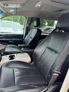 2017 Dodge Grand Caravan Crew   - Photo 12 - Edmonton, AB T5W 1E5