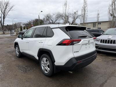 2020 Toyota RAV4 LE   - Photo 4 - Edmonton, AB T5W 1E5