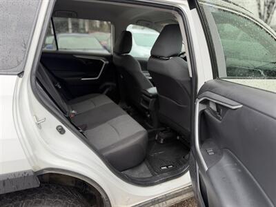 2020 Toyota RAV4 LE   - Photo 8 - Edmonton, AB T5W 1E5