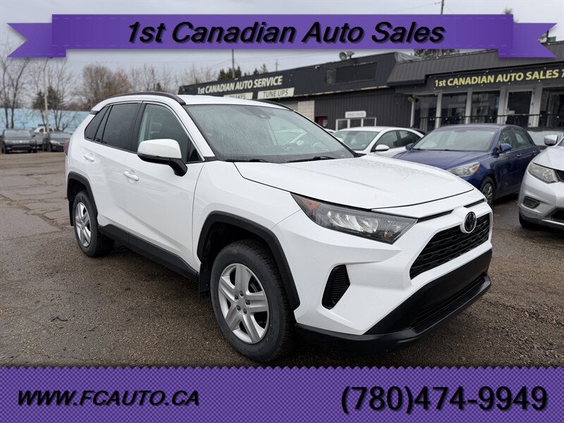 2020 Toyota RAV4 LE  