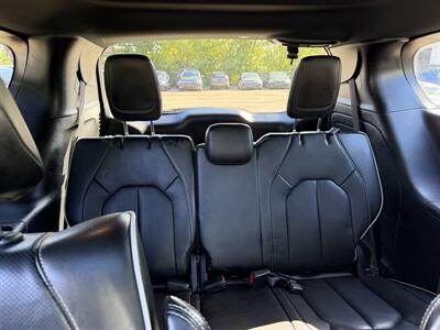 2022 Chrysler Pacifica Hybrid Limited   - Photo 9 - Edmonton, AB T5W 1E5