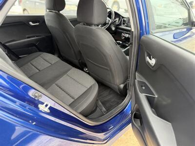 2018 Kia Rio 5-Door LX   - Photo 8 - Edmonton, AB T5W 1E5