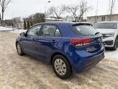 2018 Kia Rio 5-Door LX   - Photo 4 - Edmonton, AB T5W 1E5