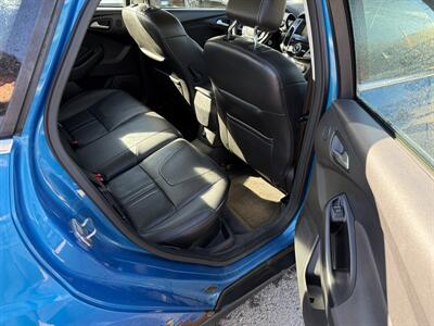 2012 Ford Focus SEL   - Photo 8 - Edmonton, AB T5W 1E5