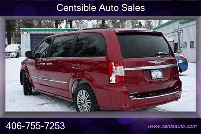 2014 Chrysler Town & Country Touring-L   - Photo 4 - Kalispell, MT 59901