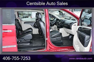 2014 Chrysler Town & Country Touring-L   - Photo 9 - Kalispell, MT 59901