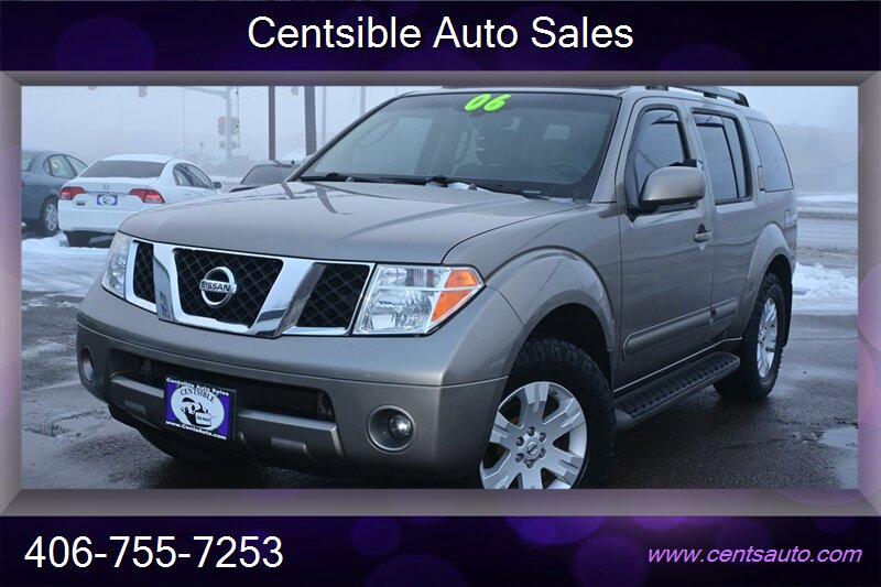 2006 Nissan Pathfinder LE  