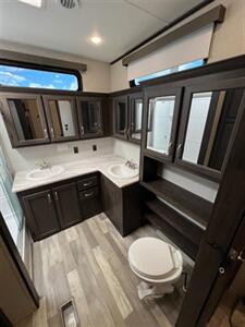 2023 Coachmen Brookstone 344FL   - Photo 20 - Fort Myers, FL 33905