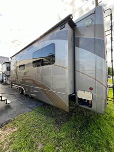 2017 DRV Mobile Suites 44 Memphis   - Photo 4 - Fort Myers, FL 33905