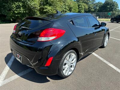 2013 Hyundai VELOSTER Veloster , 2 dr Coupe, 6 Speed Manual !   - Photo 5 - Gladstone, OR 97027