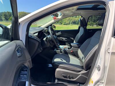 2017 Ford Escape Titanium   - Photo 9 - Gladstone, OR 97027