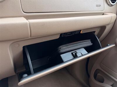 2004 Ford Expedition Eddie Bauer   - Photo 63 - Gladstone, OR 97027