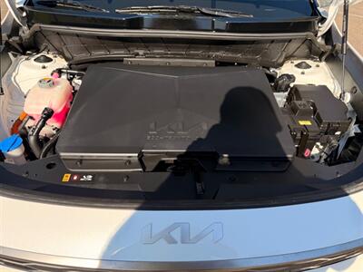 2023 Kia Niro EV Niro EV Wave - Photo 49 - Gladstone, OR 97027